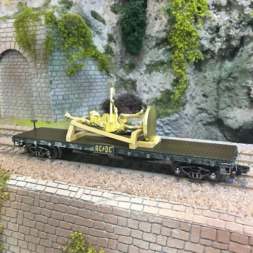 Flachwagen stiff upper lip - upper, lip"